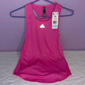N10 Adidas women’s extra small run tank